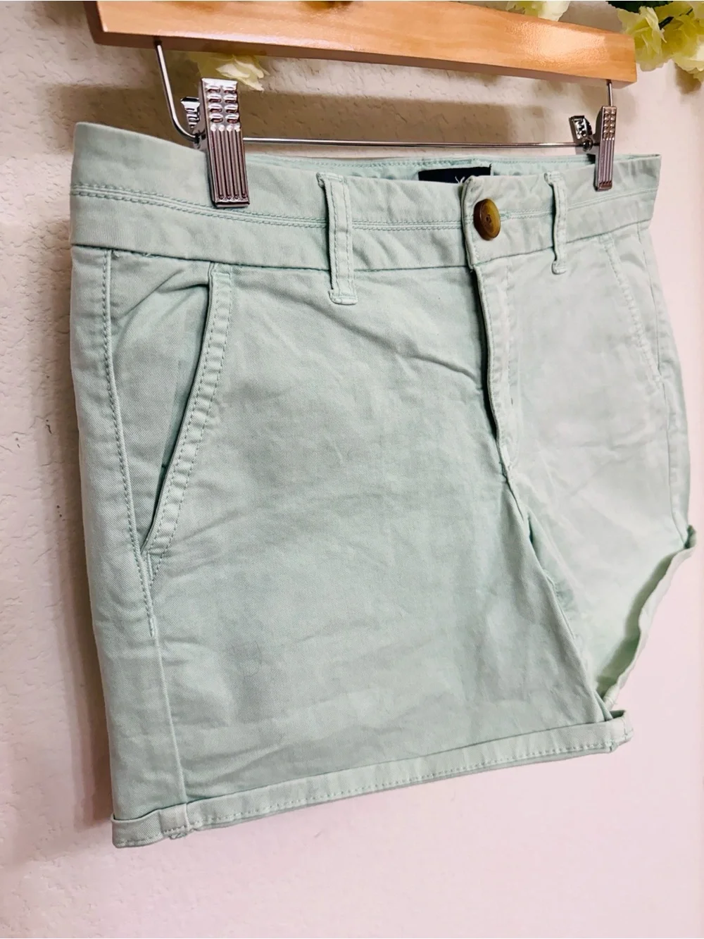 American Eagle Outfitters • Mint Green Pastel Spring Cotton Stretch Midi Shorts